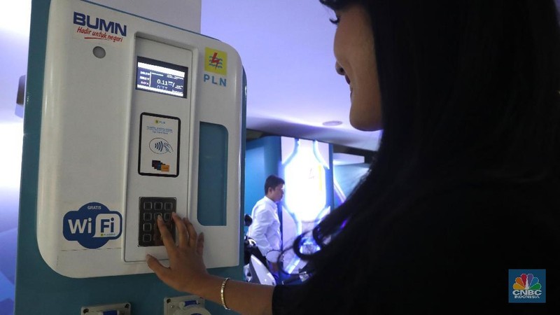Motor listrik tersebut mengadopsi baterai jenis Lithium-ion maintenance free dengan spesifikasi 60v20AH