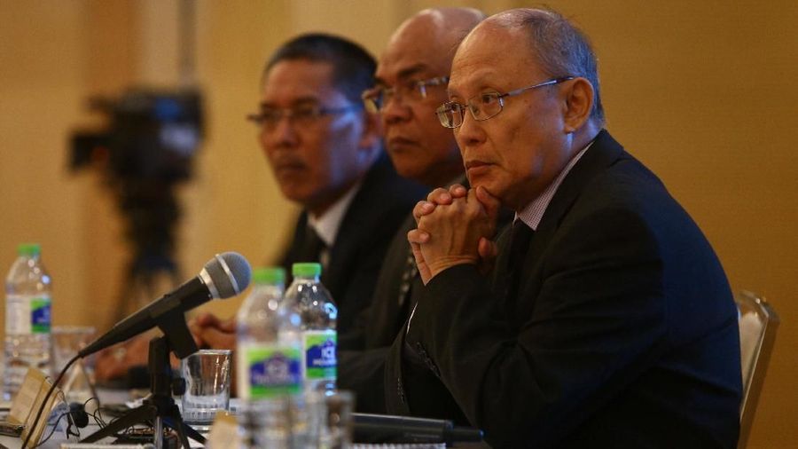 Di dalam laporan itu dinyatakan bahwa kontrol dari Boeing 777 itu dengan sengaja dimanipulasi agar keluar jalur.