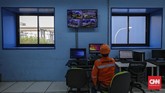 Turbin gas unit 1 dengan kapasitas 300 megawatt (MW) pembangkit tersebut telah melakukan tahap sinkronisasi pertama. (CNNIndonesia/Adhi Wicaksono).