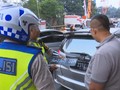 VIDEO: Tilang Perdana Temukan Pelanggar Plat Nomor