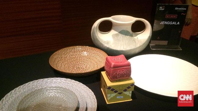 Jingdezhentaoci Lukisan Cat Besar Piring Bulat Duduk 