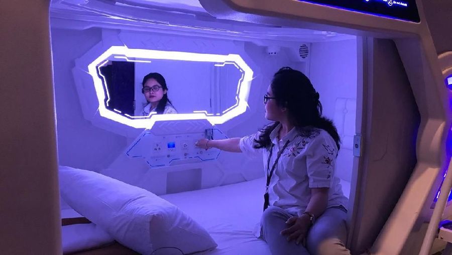 Hotel kapsul ini mulai bisa digunakan untuk umum pada 10 Agustus 2018.