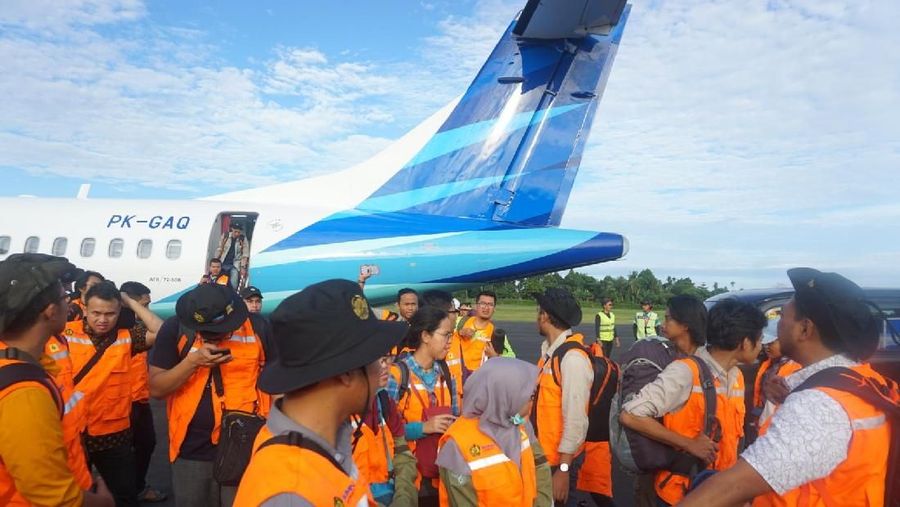 Tim ekspedisi Papua Terang PLN tiba di salah satu titik lokasi (Nabire) dalam rangka survei elektrifikasi desa baru di Papua (dari 5 titik lokasi).