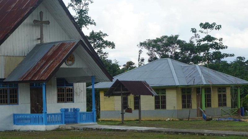 Dalam ekspedisi ini, pihak PLN menargetkan untuk melakukan penerangan ke 416 desa di Papua dari jumlah target 1.200 desa hingga akhir tahun.