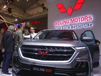 Pertama Kali ke GIIAS, Jokowi Senang Lihat Mobil Baru