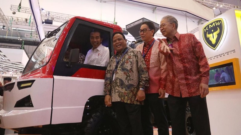 Industri dalam negeri telah mampu memproduksi sebanyak 185 jenis komponen atau 70% dari seluruh komponen yang dipakai oleh AMMDes.