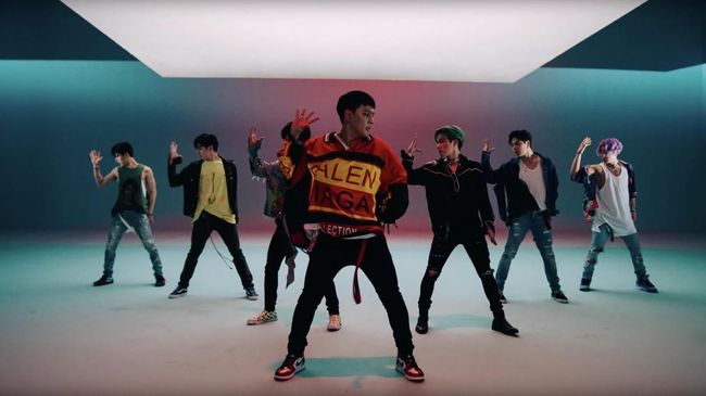 Penggemar Terbang ke Jakarta Demi iKON di 'Asian Games'