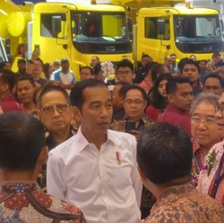 Jokowi Janji Resmikan Produksi Massal Mobil Esemka