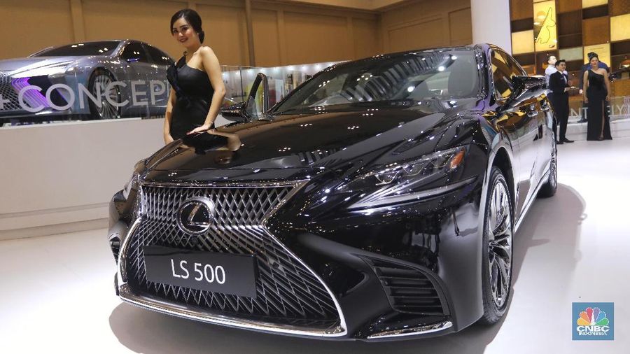 Lexus LS 500