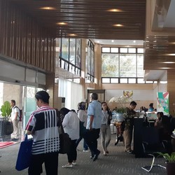 Investor Luar Negeri Nilai Sistem Izin Online RI Kacau Balau