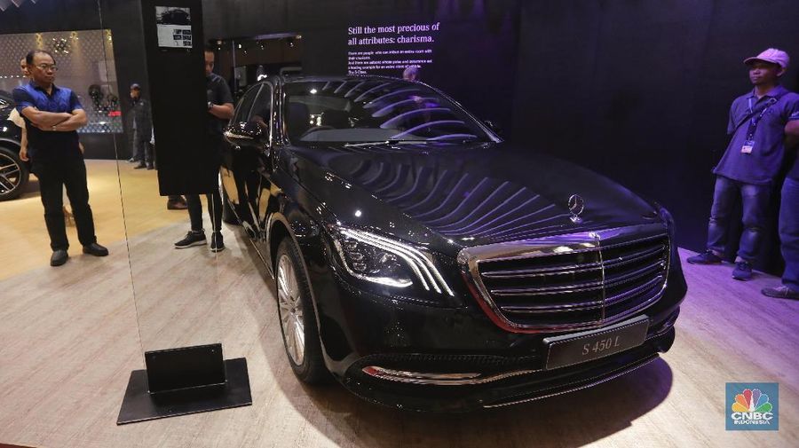Berikut deretan mobil mewah harga selangit.