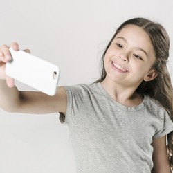 Anak Kecanduan Instagram, Keluarga Ini Minta Ganti Rugi Rp 80 Triliun