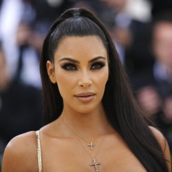 4 Seleb Hollywood yang Survive Setelah Bikin Skandal