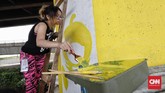 Untuk memilih peserta, panitia menyeleksi 189 desain yang masuk secara online. Sebanyak 100 desain diantaranya diturunkan karena memuat SARA, fasis, dan kekerasan.(CNN Indonesia/Adhi Wicaksono)