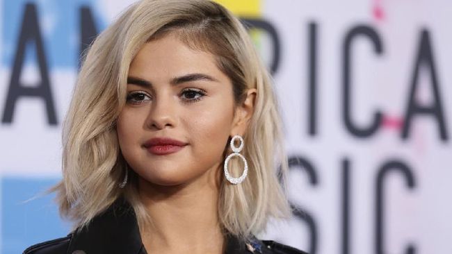 Selena Gomez Ungkap Tips Menjaga Mental Health saat gak Baik-baik Saja