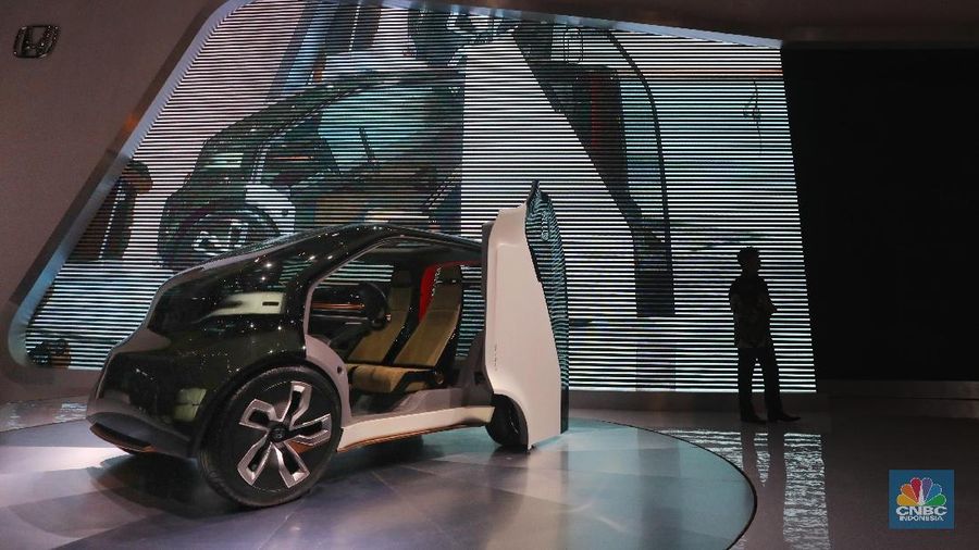 Ajang GIIAS 2018 menjadi momentum bagi beberapa produsen mobil untuk memperkenalkan mobil konsepnya kepada masyarakat.