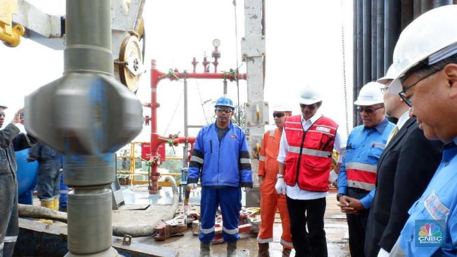 Pembangkit listrik tenaga panas bumi Rantau Dedap juga akan mampu melistriki lebih dari 130.000 rumah.
