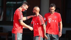 Vidal Tak Sabar Main Bareng Messi