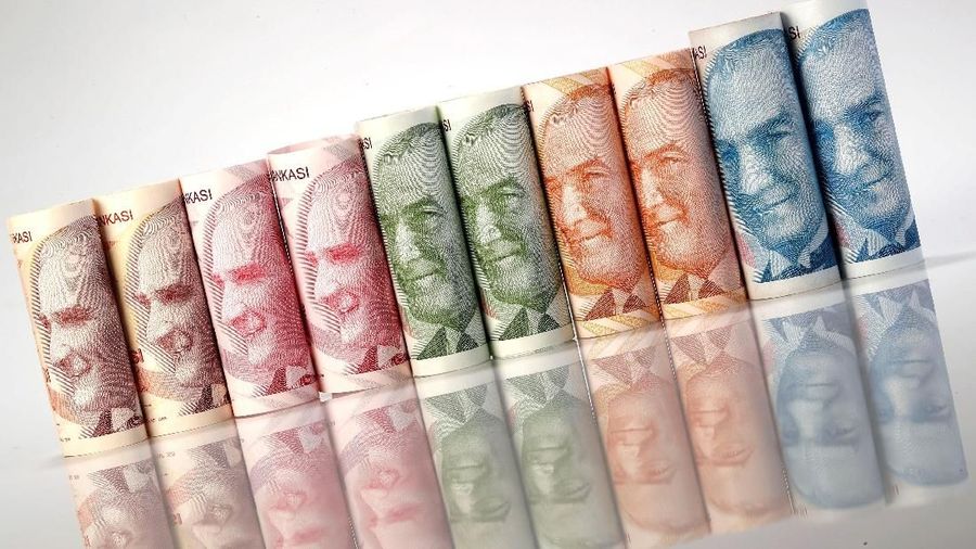Nilai tukar rupiah terhadap dolar Amerika Serikat (AS) terus melemah.