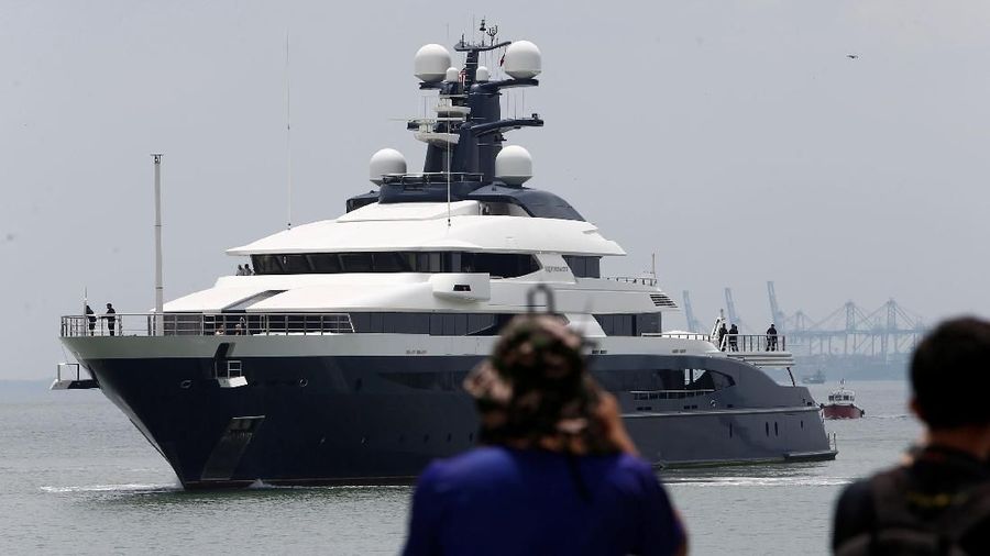 Sebuah superyacht yang diduga dibeli menggunakan uang 1MDB akan dijual dengan harga diskon kepada operator kasino Genting Malaysia.
