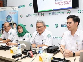 BPJS Kesehatan Defisit, RI Pilih Bailout Atau Kerek Iuran?