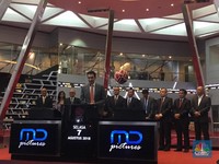 Listing Perdana, Saham Perusahaan Manoj Punjabi Naik 49,52%