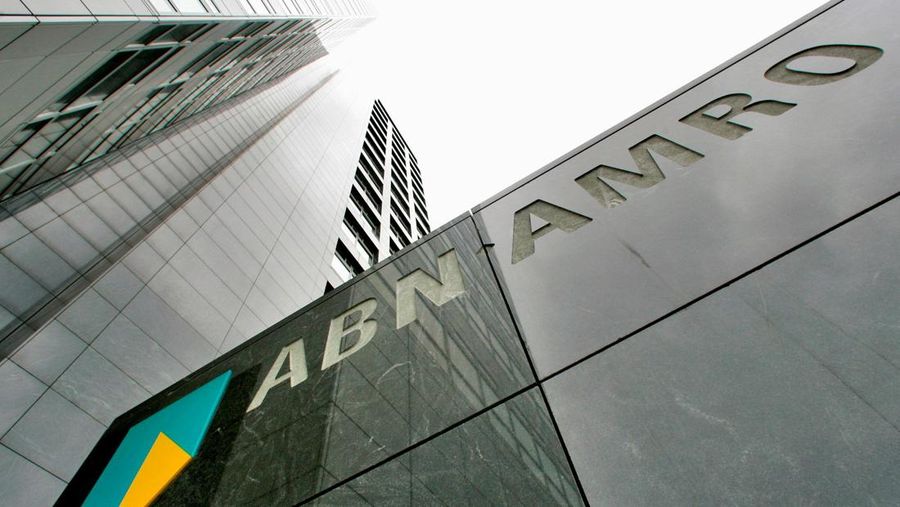 ABN mengatakan akan memfokuskan divisi Corporate and Institutional Banking (CIB) untuk kegiatan-kegiatan yang memberikan penghasilan yang lebih tinggi.
