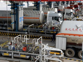 Perang Dagang, Pertumbuhan Manufaktur China Lesu di Agustus