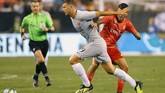 Penyerang Edin Dzeko gagal mencetak gol ke gawang Madrid. Satu-satunya gol balasan Roma dicetak pemain pengganti gelandang Kevin Strootman pada menit ke-83 memanfaatkan umpan Patrik Schick. (Noah K. Murray-USA TODAY Sports)