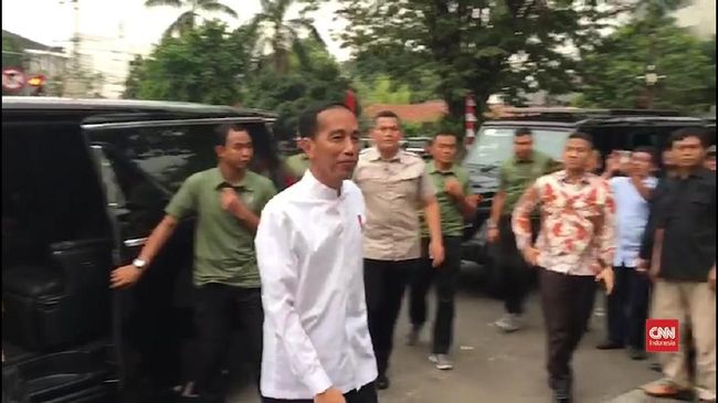 Netizen Gaungkan #JokowiMahfud2019