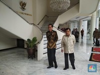 Jokowi: Saya Daftar Bersama Cawapres di KPU Besok Pagi