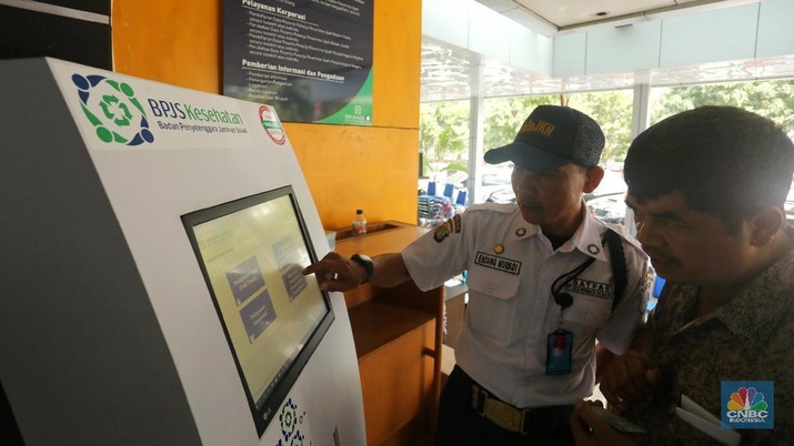 Wow! Bonus Dewan Pengawas & Direksi BPJS Naik 2 Kali Gaji Menteri Keuangan Sri Mulyani Indrawati mengeluarkan aturan baru yang tertuang dalam Peraturan Menteri Keuangan (PMK) nomor 112/PMK.02/2019.