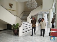 Misteri Pertemuan 20 Menit Jokowi-JK dan Cawapres Inisial 'M'