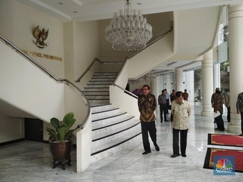 Rupiah ke Rp 14.800/US$, Jokowi Rapat Marathon Lagi