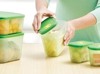 Ini Emak-Emak Yang Bikin Tupperware Sukses Mendunia