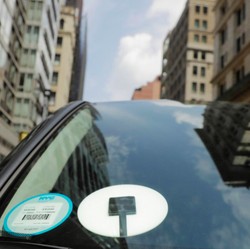 Diam-diam, Uber Telah Masukkan Berkas IPO