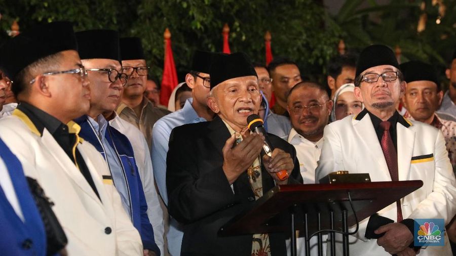 Amien juga menyebut Kabinet Indonesia Maju perlu diberikan kesempatan untuk membuktikan diri.