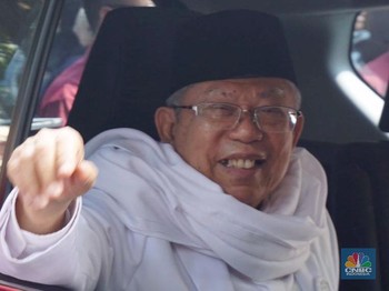 Ma'ruf Amin Belum Mau Mundur dari OJK dan 4 Bank Syariah