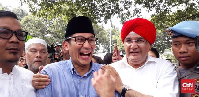 Di Balik Santri 'Dadakan' Post-Islamisme ala Sandiaga Uno