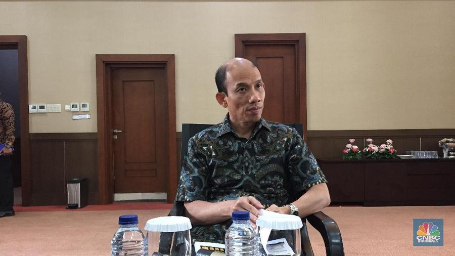 Neraca perdagangan Indonesia mencatat defisit dalam beberapa bulan terakhir.