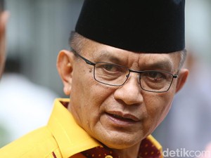 Golkar Masih Lobi Khofifah Gabung TKN Prabowo-Gibran