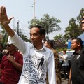 Beda Gaya Jokowi dan Prabowo Saat Daftar Capres ke KPU