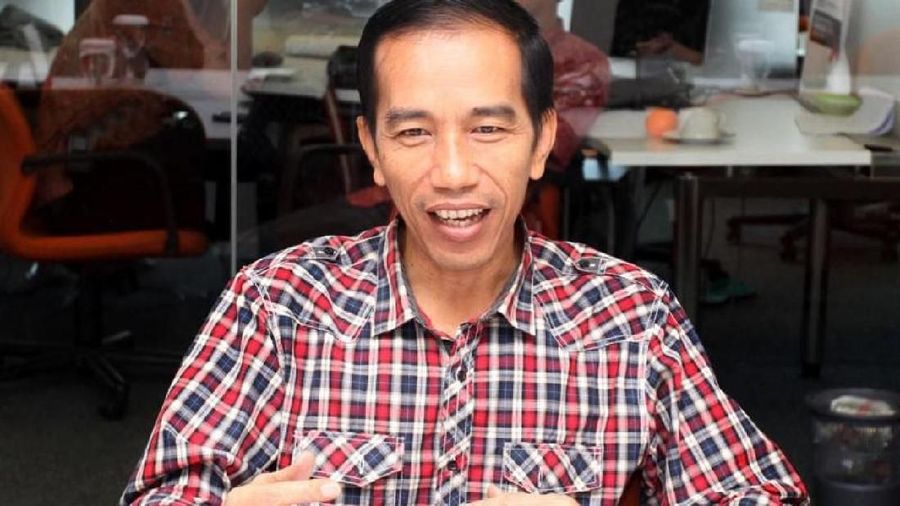 Presiden Joko Widodo (Jokowi) menyebut prinsip politisi untuk dapat dikenal masyarakat mirip dengan prinsip pedagang.