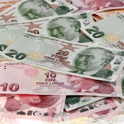 Turki Perang Lawan Suriah, Mata Uang Lira Loyo