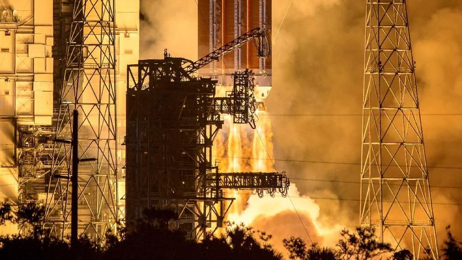 Setiap tahun akan ada dua astronot swasta yang bertahan di ISS dengan jangka waktu masing-masing 30 hari.