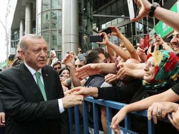Turki Diselimuti Krisis Mata Uang Lira