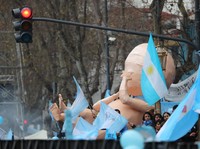 Argentina: dari Krisis Ekonomi Hingga Bunga Acuan 45%