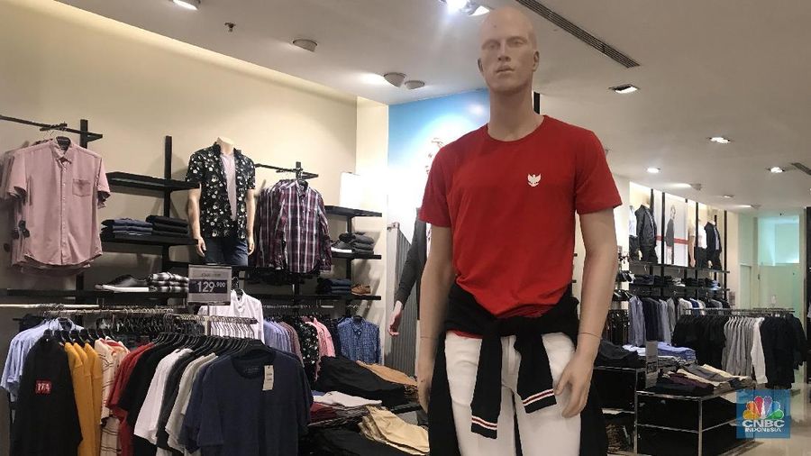 Menyambut Hari Kemerdekaan Republik Indonesia yang ke-73 banyak brand fesyen menawarkan promo menarik.