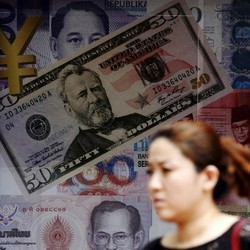 Tak Lama Lagi Dolar Singapura Akan Setara Dolar AS, 1 SGD = 1 US$