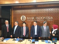 BI: Kalau Tak Ada Kebutuhan, Jangan Nubruk-nubruk Dolar!